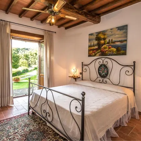 Villa Sleeps 10 Pool Wifi *