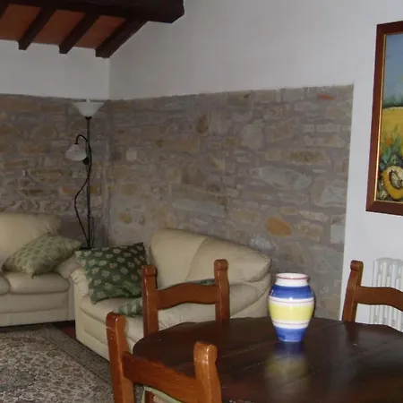 Villa Sleeps 10 Pool Wifi *